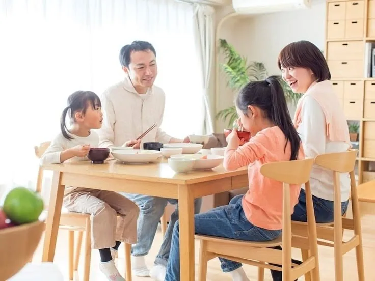 ダイエット中、家族と自分の食事を別々にするのが難しい場合　　～「自分だけ別メニュー」をやめても痩せられる～